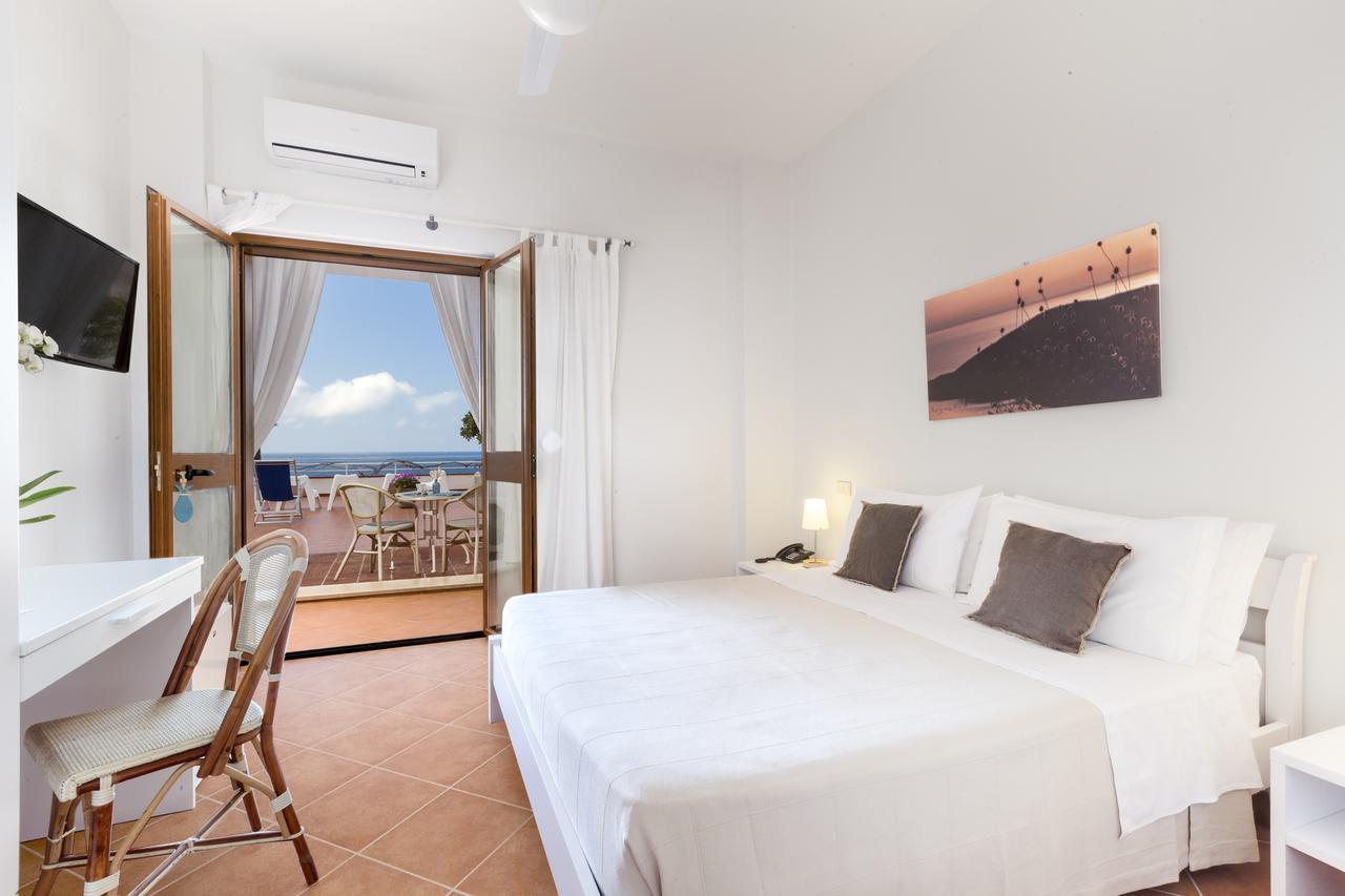 Il Cefalo Hotel & Restaurant Castellabate Eksteriør billede